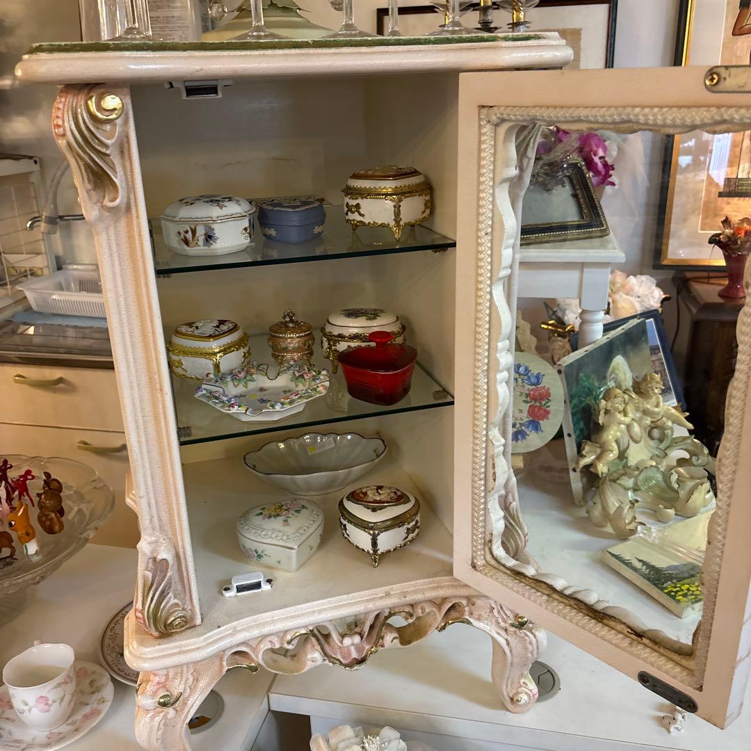 ロココ調　輸入家具　姫系プリンセスキャビネット