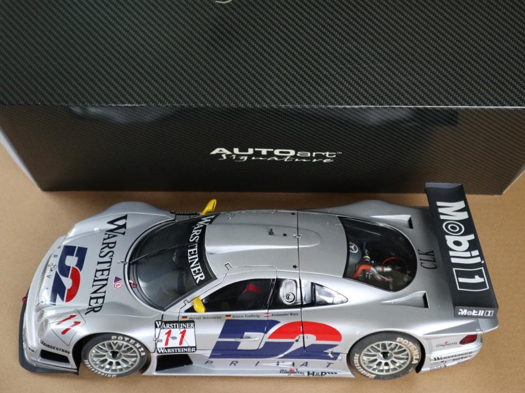 美品】メルセデスベンツ CLK GTRレーシングカー(1/12スケールモデル