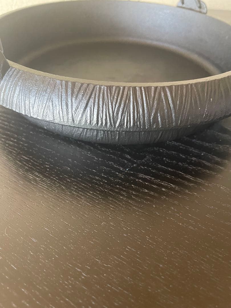 本場盛岡南部鉄器 岩鋳 すき焼き鍋　丸 内径26センチ