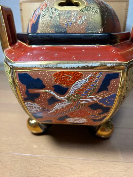 568 九谷焼　時代物　香炉　獅子　鶴　花紋　古美術品　金彩