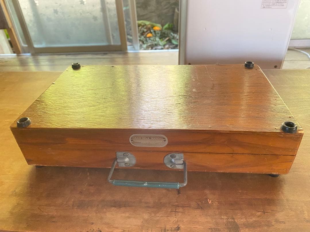 チャルカと木製スピンドルセット