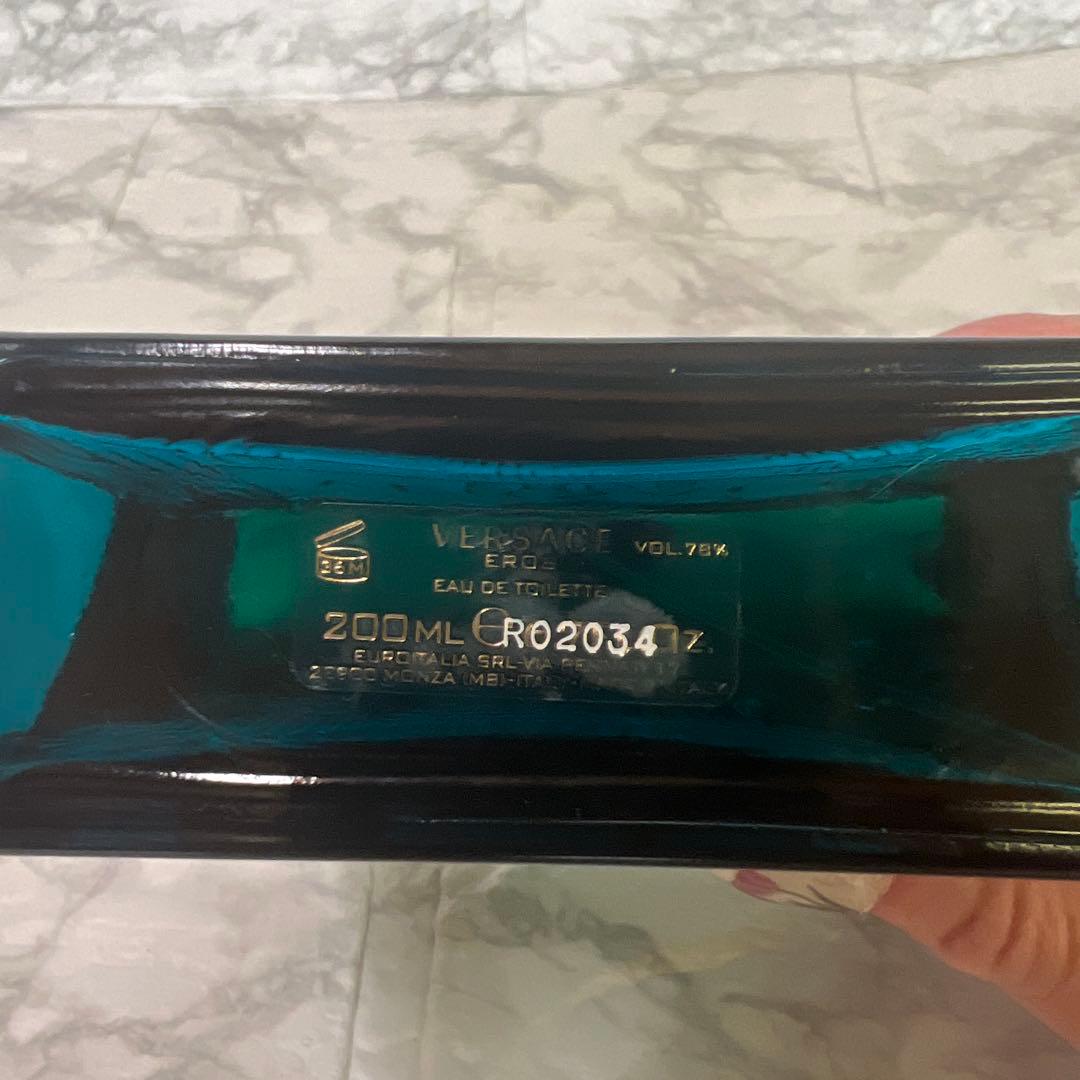 香水(男性用) VERSACE Eros eau de toilette 200mL