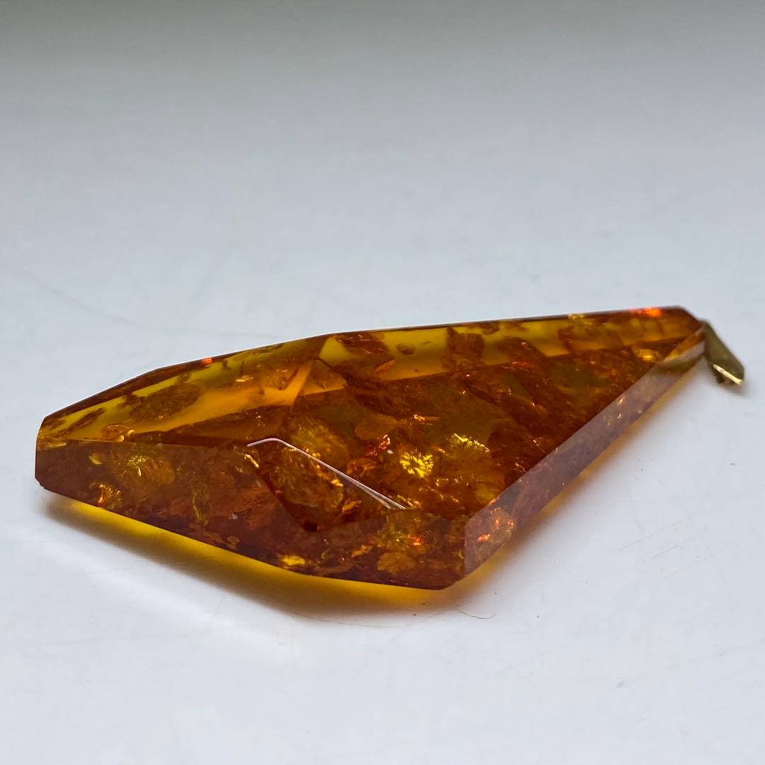 K18刻印 本琥珀ネックレストップ 9.6g 東キ7-0925☆2F