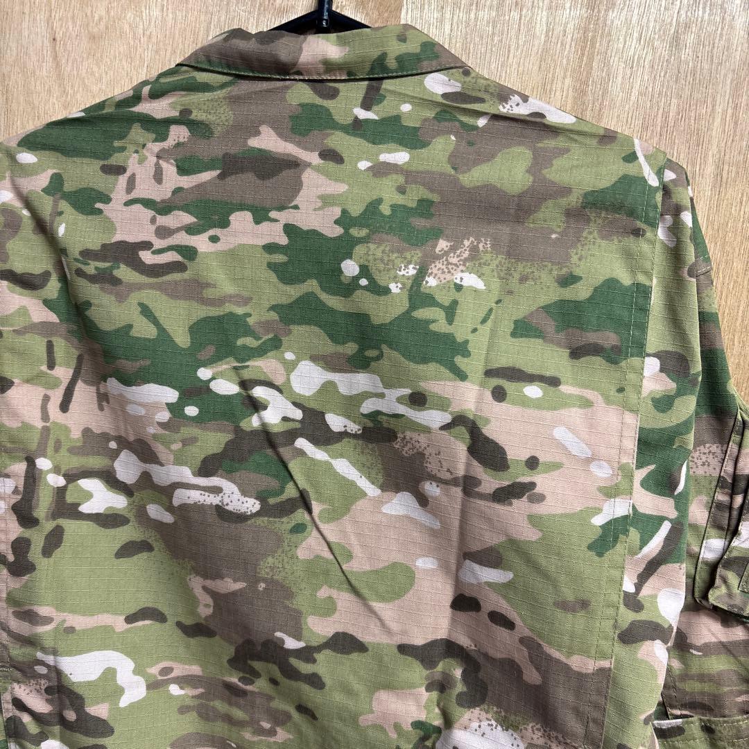 迷彩 戦闘服 上着とズボンセット　0130o174
