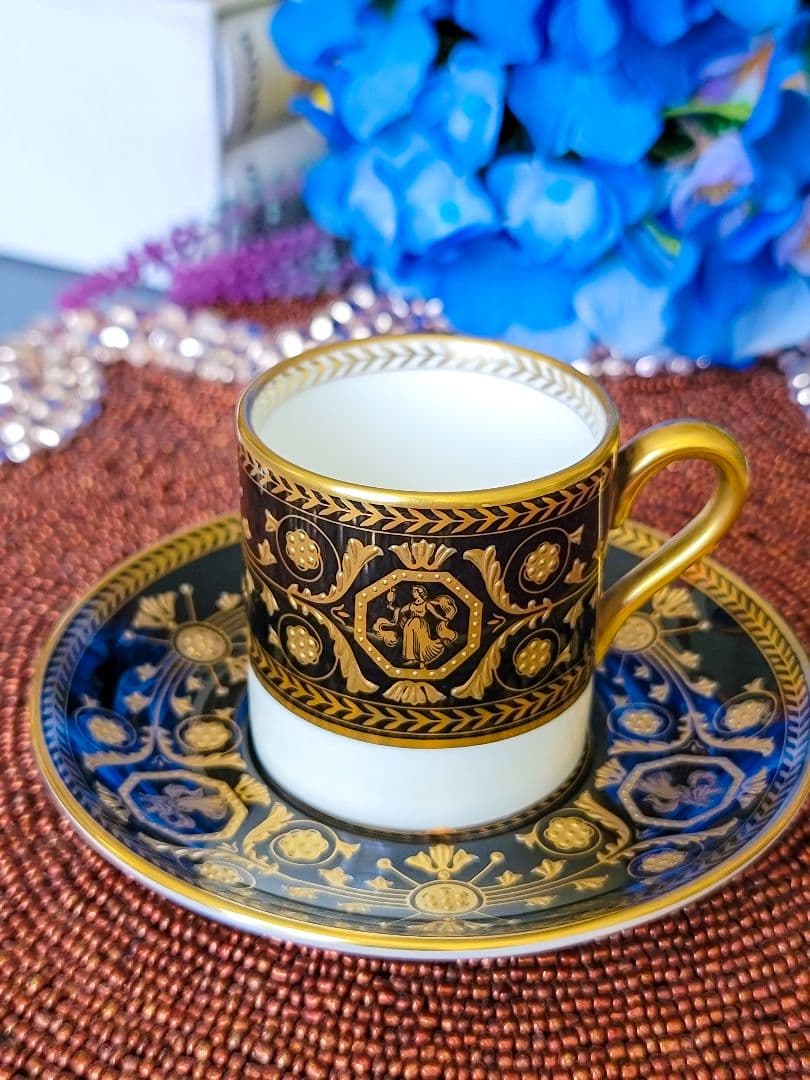 n*n様 ウェッジウッド　アストバリー　ブラック　デミタス　カップ&ソーサー