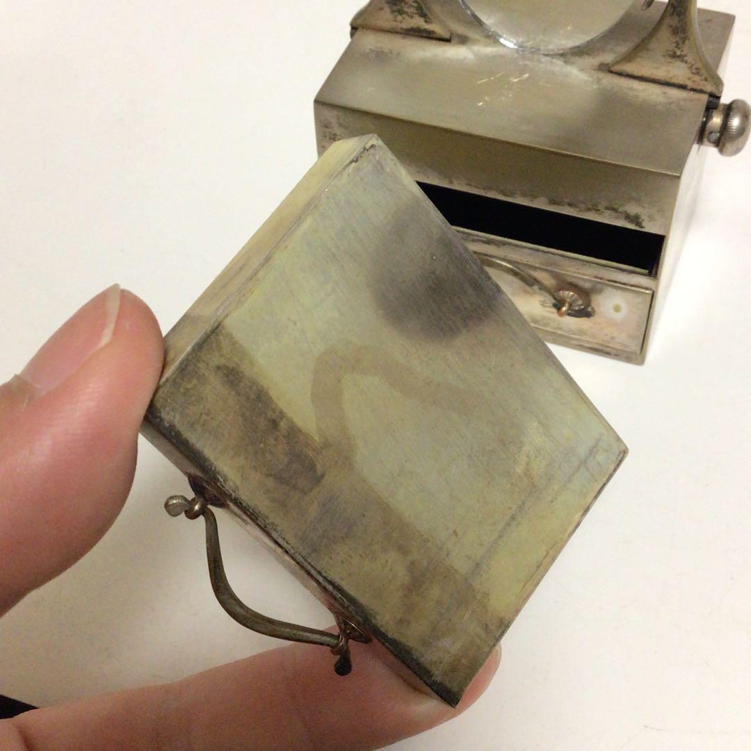 ボンボニエール　お菓子入れ　レトロ　ビンテージ　金属製バニティボックス 置物