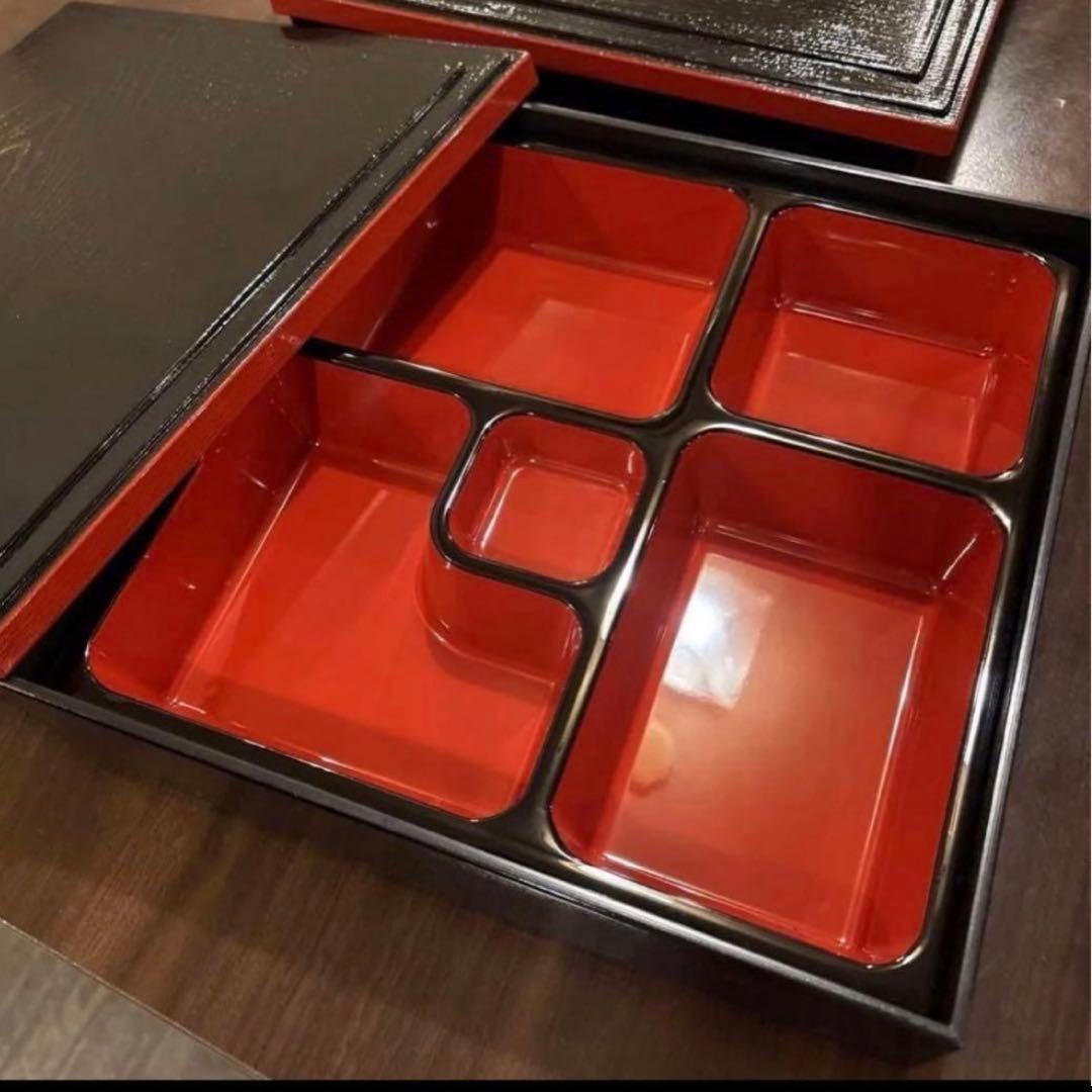 松花堂弁当箱 8.5寸 黒中赤 仕切り付 24セット 送料込み 引取り可