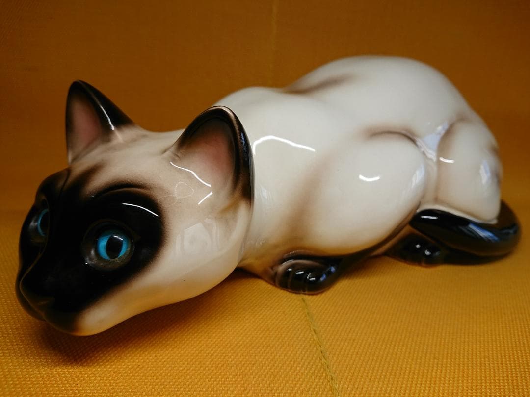 【美品】ネコ　猫　シャム猫　陶器　置物　インテリア　工芸品　美術品　A3052