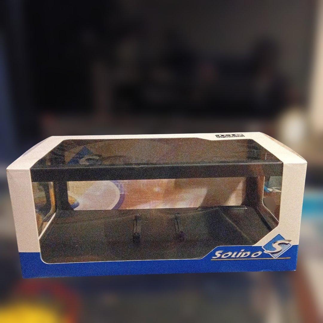 RAUH-Welt Porsche 911 ミニカー 1/18