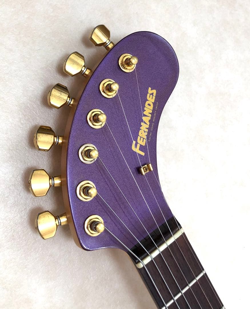 美品】ZO-3C MP アンプ内蔵ギター ディストーションSW付 専用ケース付