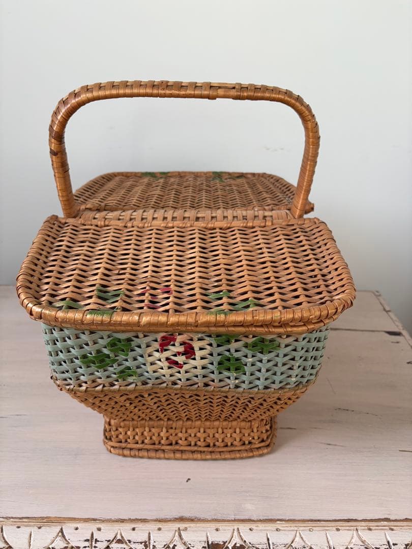 アンティークローズバスケット