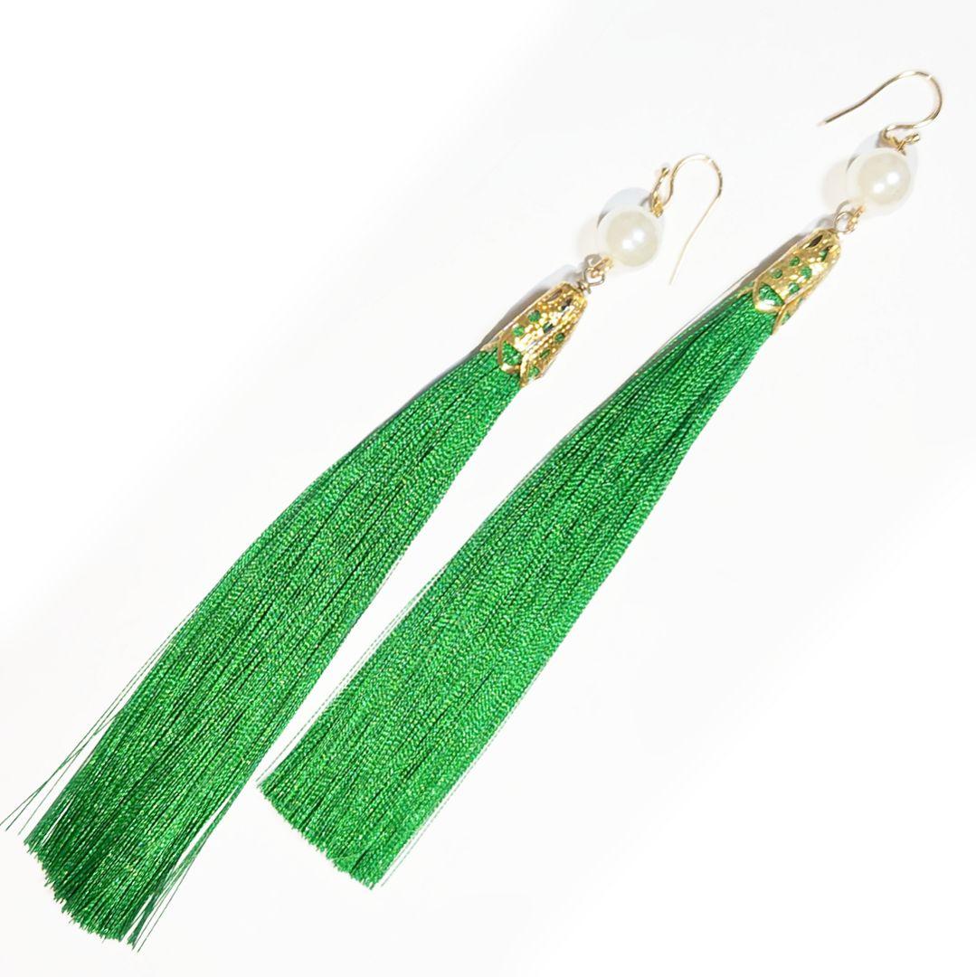 【1271】大きめパールビーズとタッセルのピアス