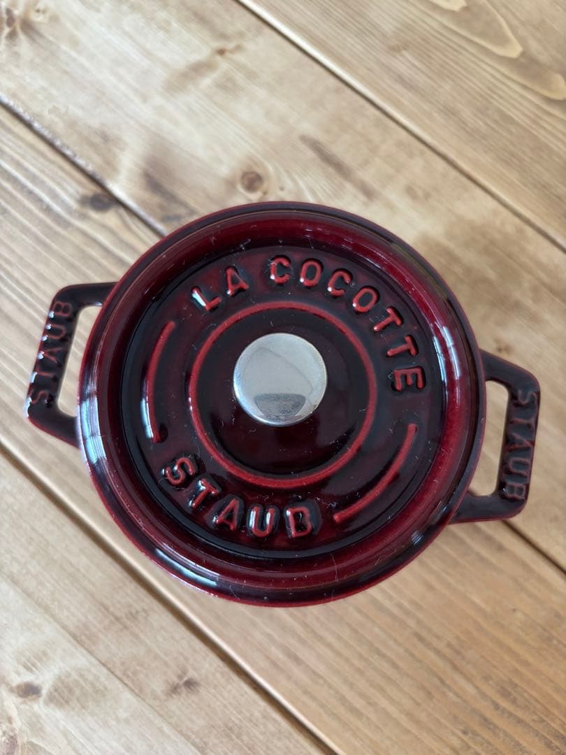 ストウブ ココット10cm グレナディンレッド 未使用 staub