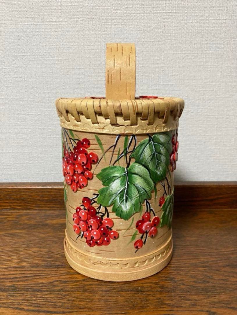 ロシア雑貨☆ベレスタ 白樺収納box ラウンド型 ガマズミ マトリョーシカ