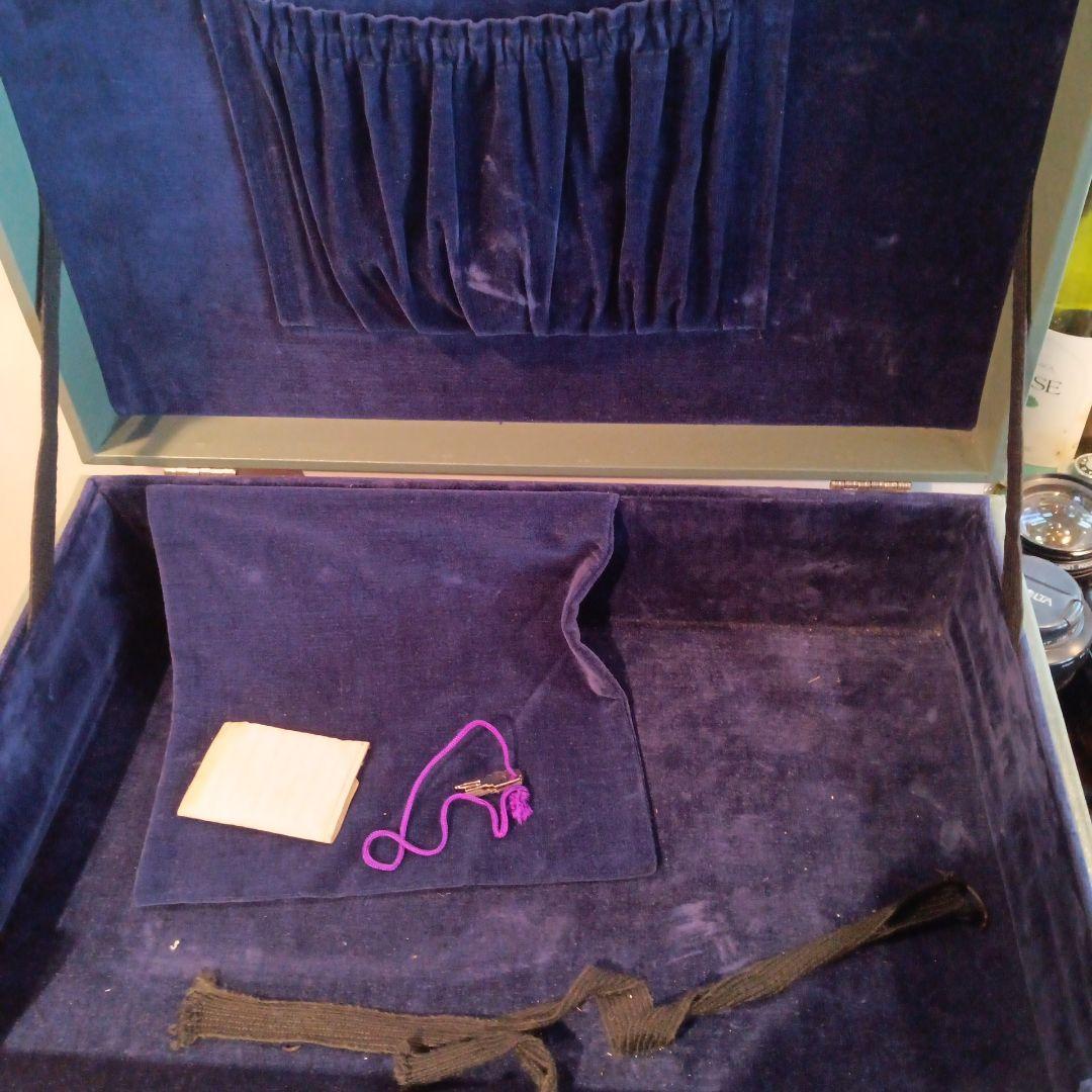 三味線　和楽器　弦楽器　地唄　三ツ折れ　バチ、ケース付