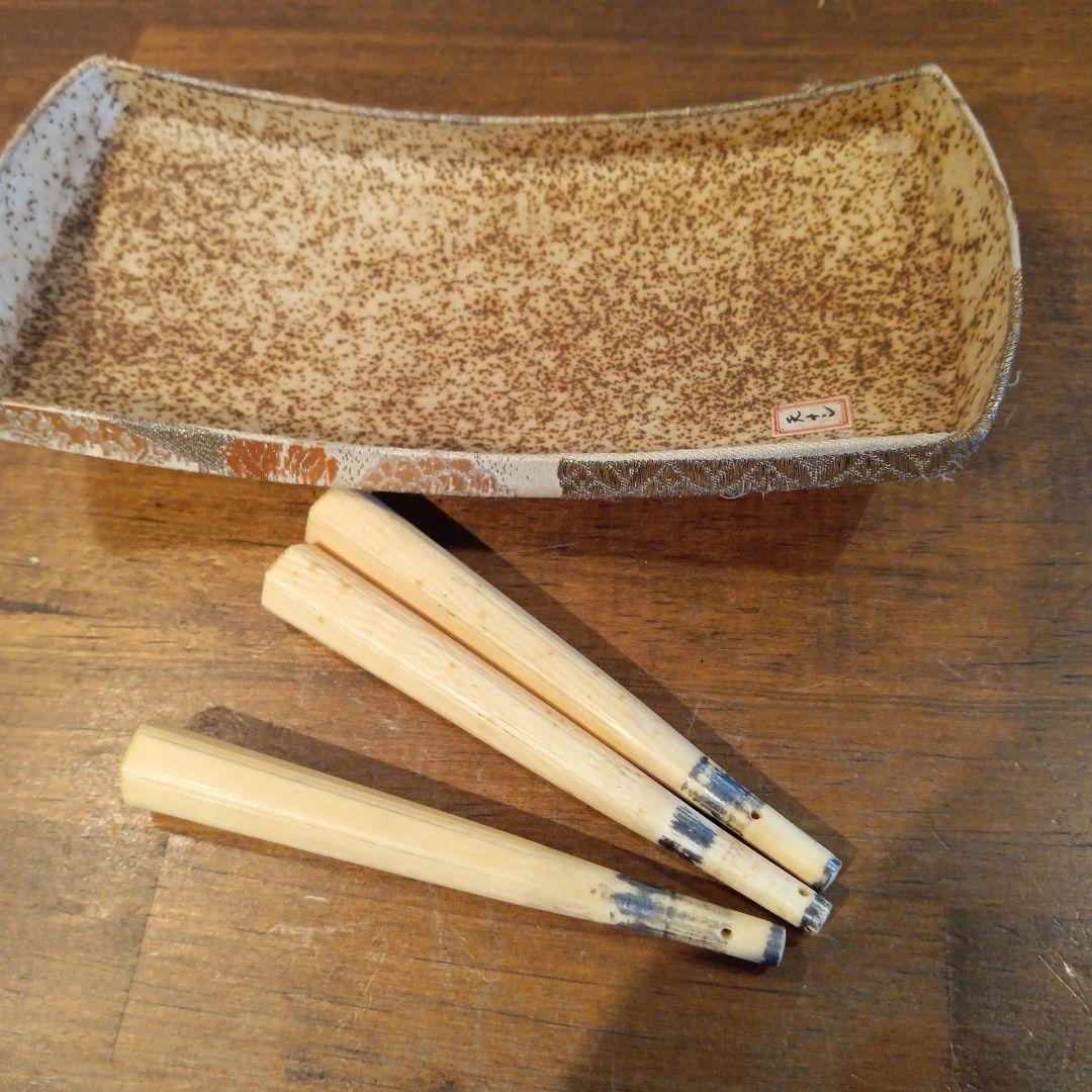 三味線　和楽器　弦楽器　地唄　三ツ折れ　バチ、ケース付