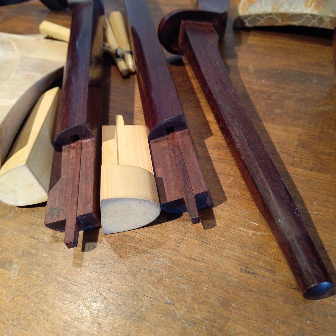 三味線　和楽器　弦楽器　地唄　三ツ折れ　バチ、ケース付