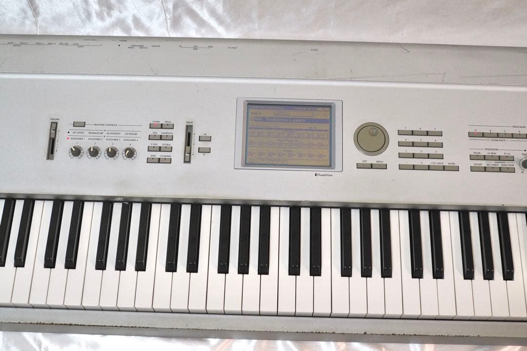 KORG TRITON シンセサイザー prox 88鍵盤 シルバー