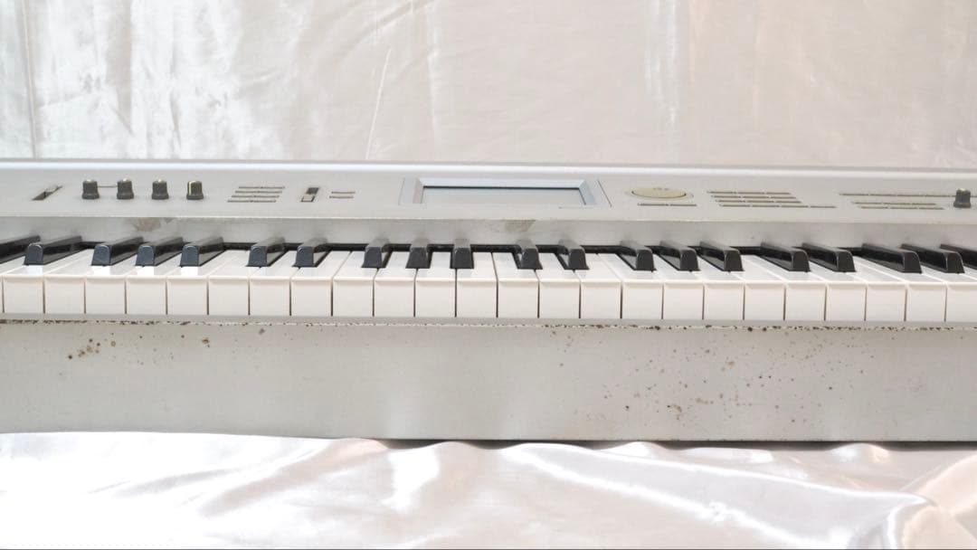 KORG TRITON シンセサイザー prox 88鍵盤 シルバー