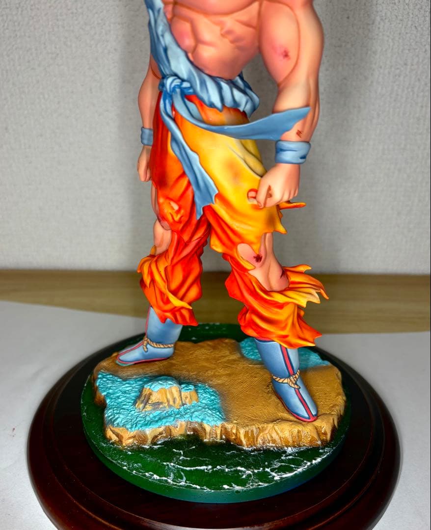 ドラゴンボール孫悟空　リペイント フィギュア スーパーサイヤ人伝説の超サイヤ人
