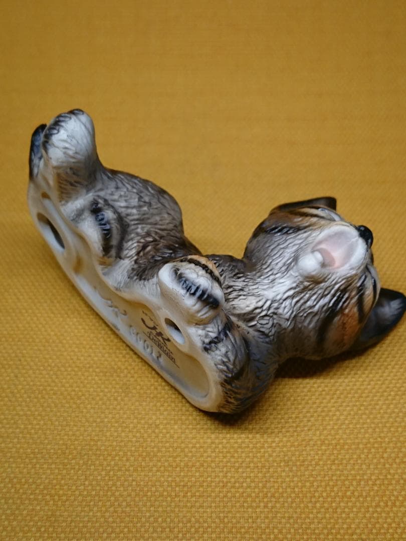 ネコ　猫　陶器　イタリア　オブジェ　置物　インテリア　工芸品　美術品　A2718
