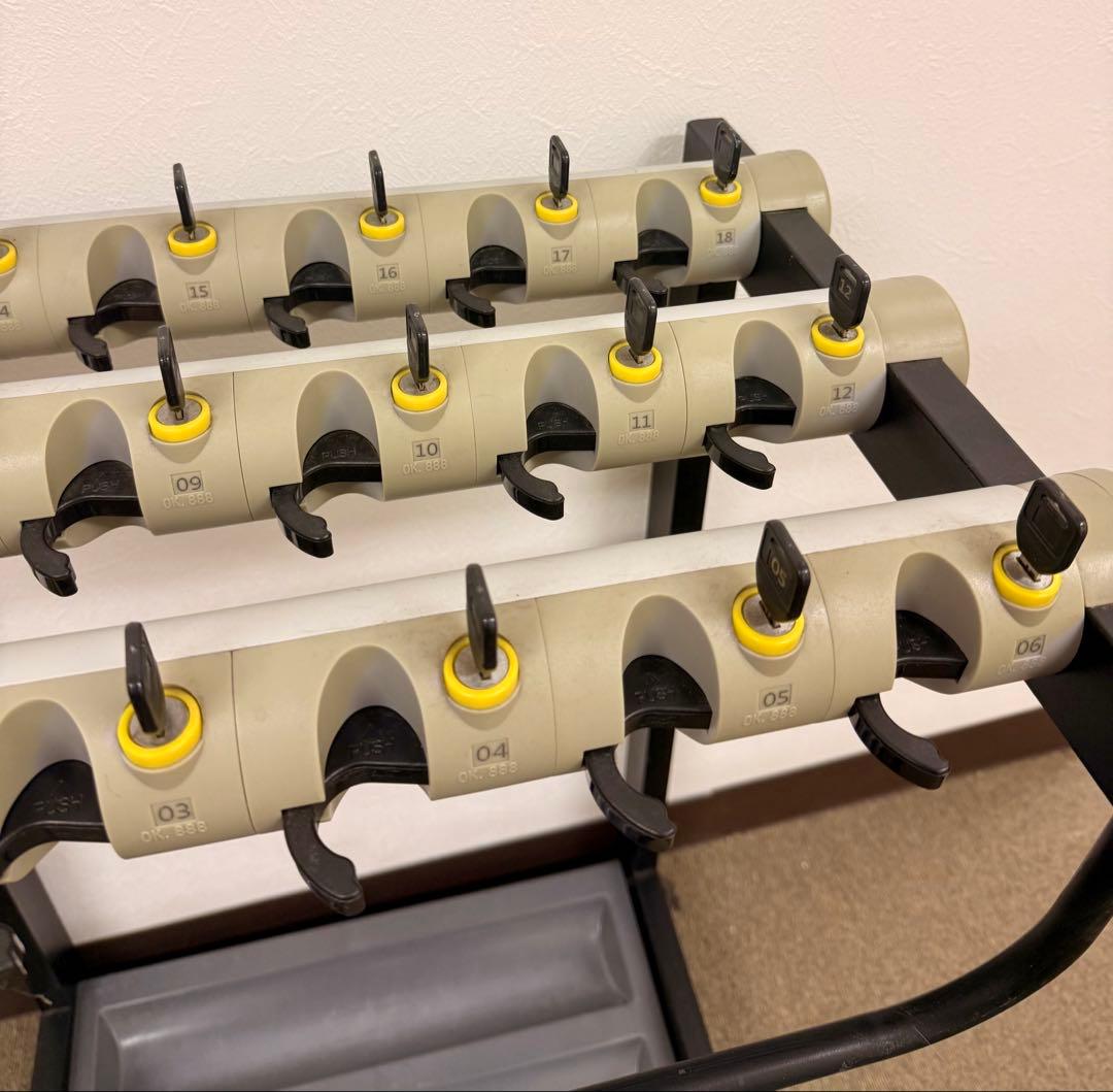 スタンド式傘立て キャスター付き 最大18本収納