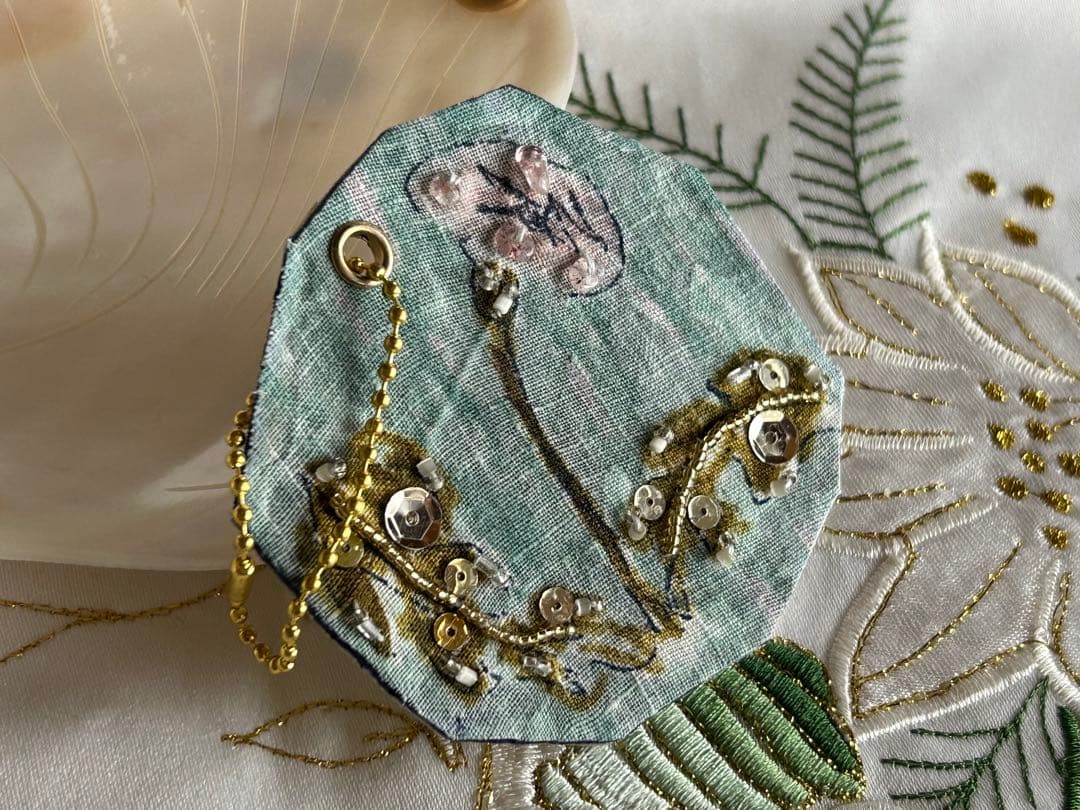 【ご売約済み】✴︎ミナペルホネン『dandelion』 キーホルダー✴︎