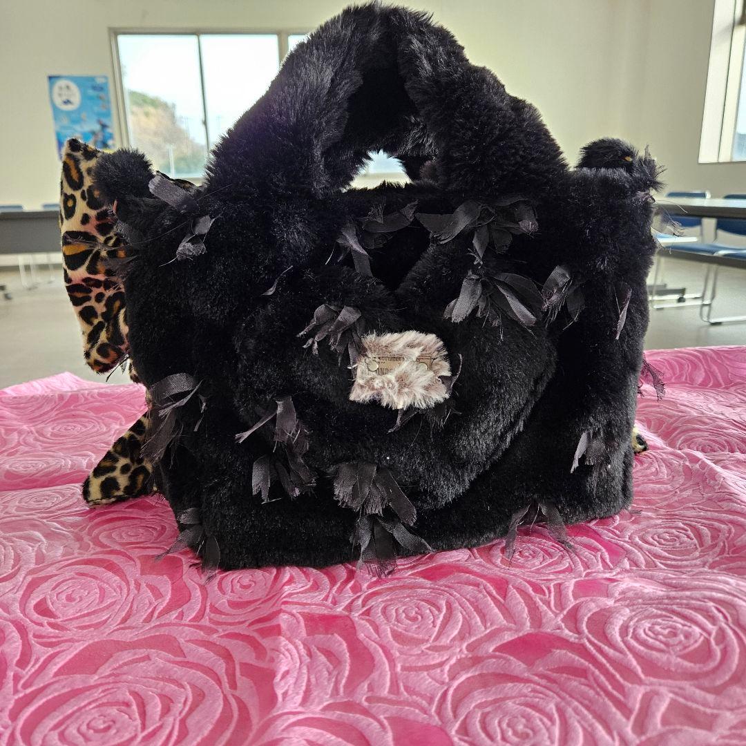 Wフリル&ブルーのお花が可愛い❤黒猫ちゃんトートバッグ。コヤンイサム