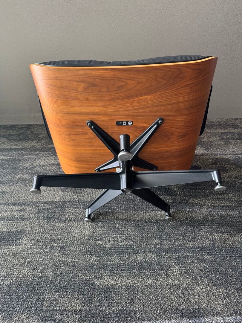 ハーマンミラー正規品　イームズラウンジチェア