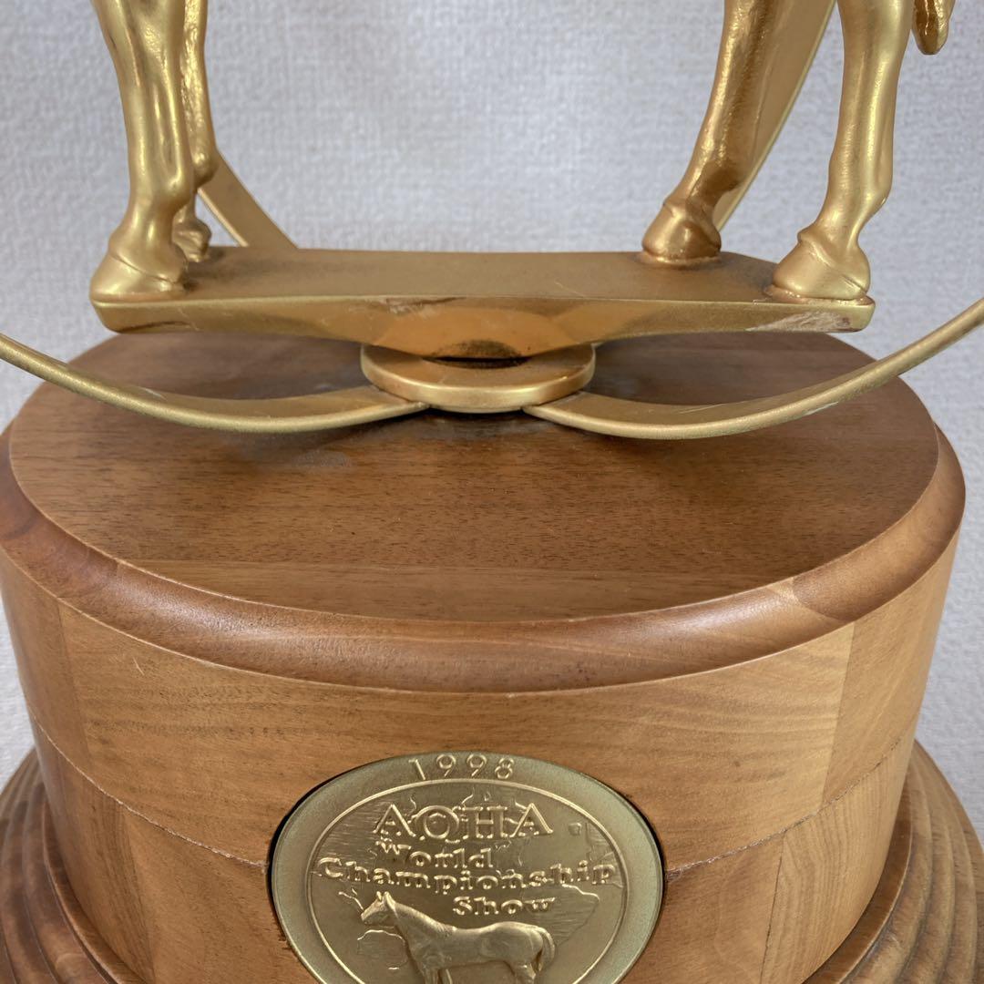 金 馬の置物 ゴールド チャンピオンシップAQHA 1998世界選手権乗馬
