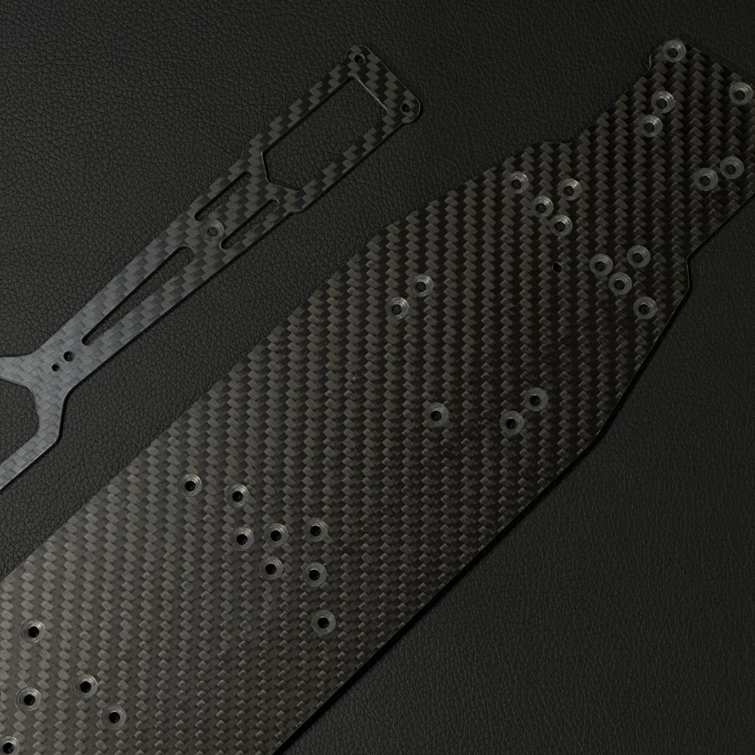 特注品 ヨコモ RD2.0 カーボンシャーシ 3.0mm + アッパ m2130