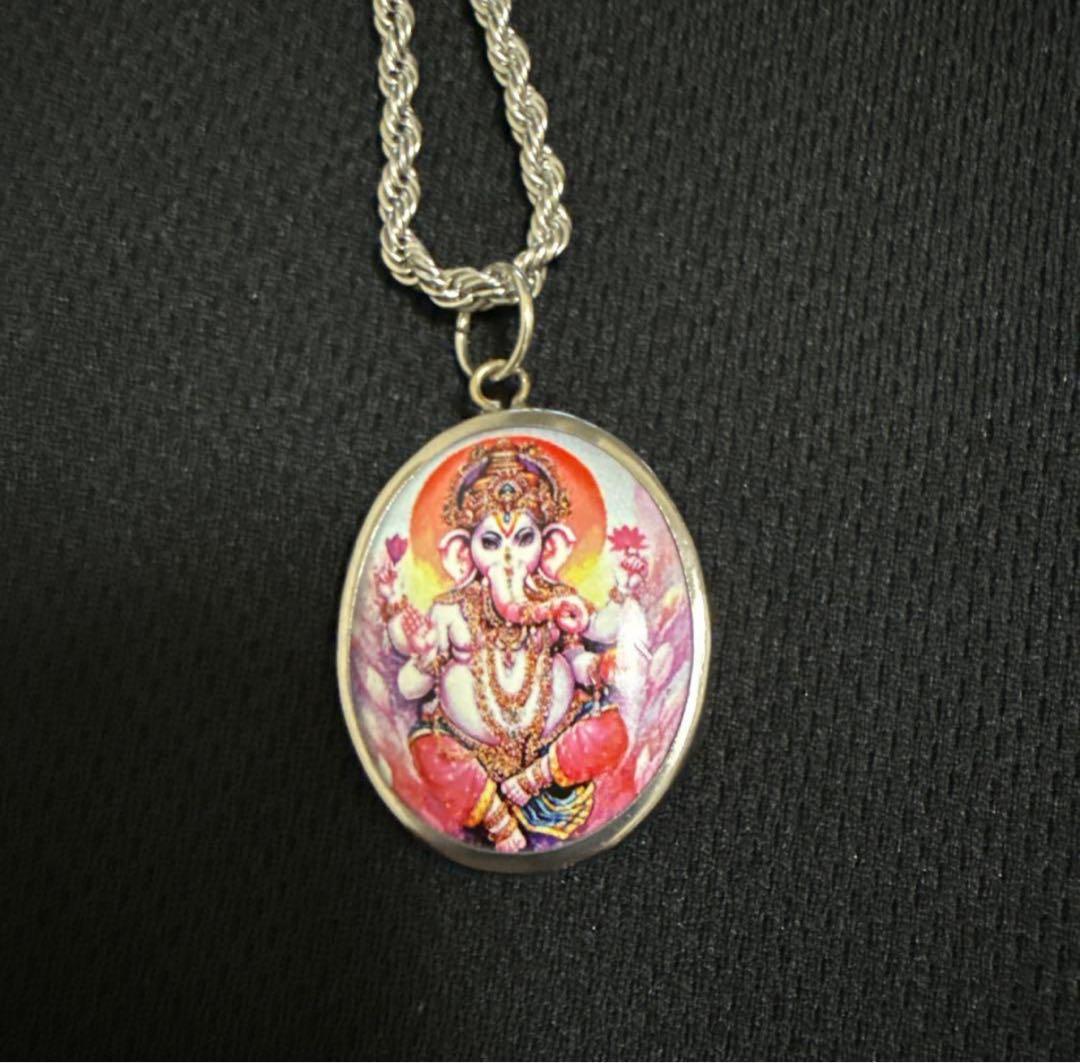 ガネーシャ（ピンク）オームペンダント藤井風ネックレスお風呂チェーン