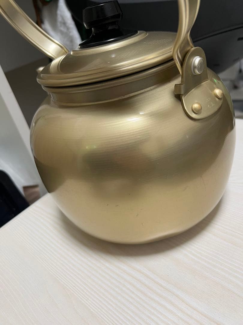 アカオアルミ 湯沸 4l アルミニウム(しゅう酸アルマイト)、ツル・ツマミ日本