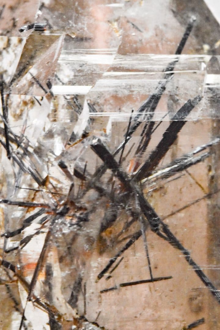 マニハール産 ブラックルチルインクォーツ