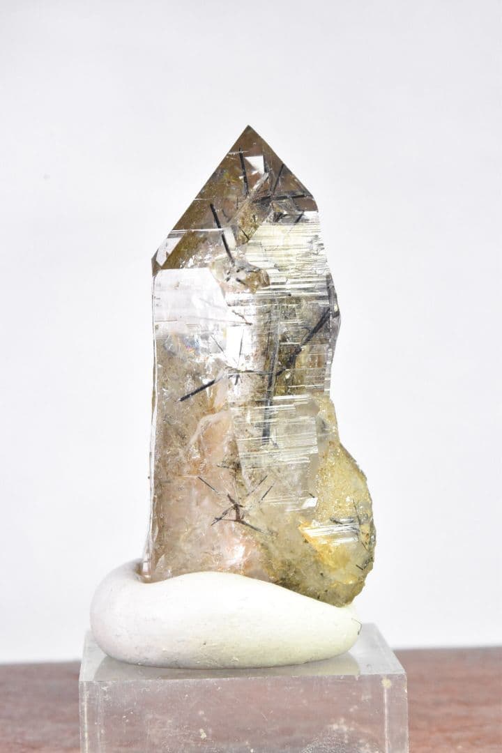 マニハール産 ブラックルチルインクォーツ