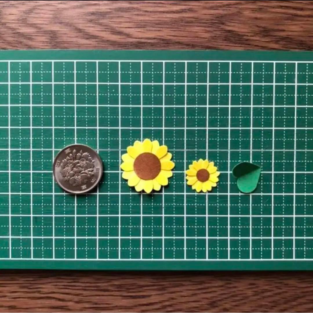 ペーパーフラワー＊ひまわり＊リーフ付き70枚＊クラフトパンチ＊アルバム＊花