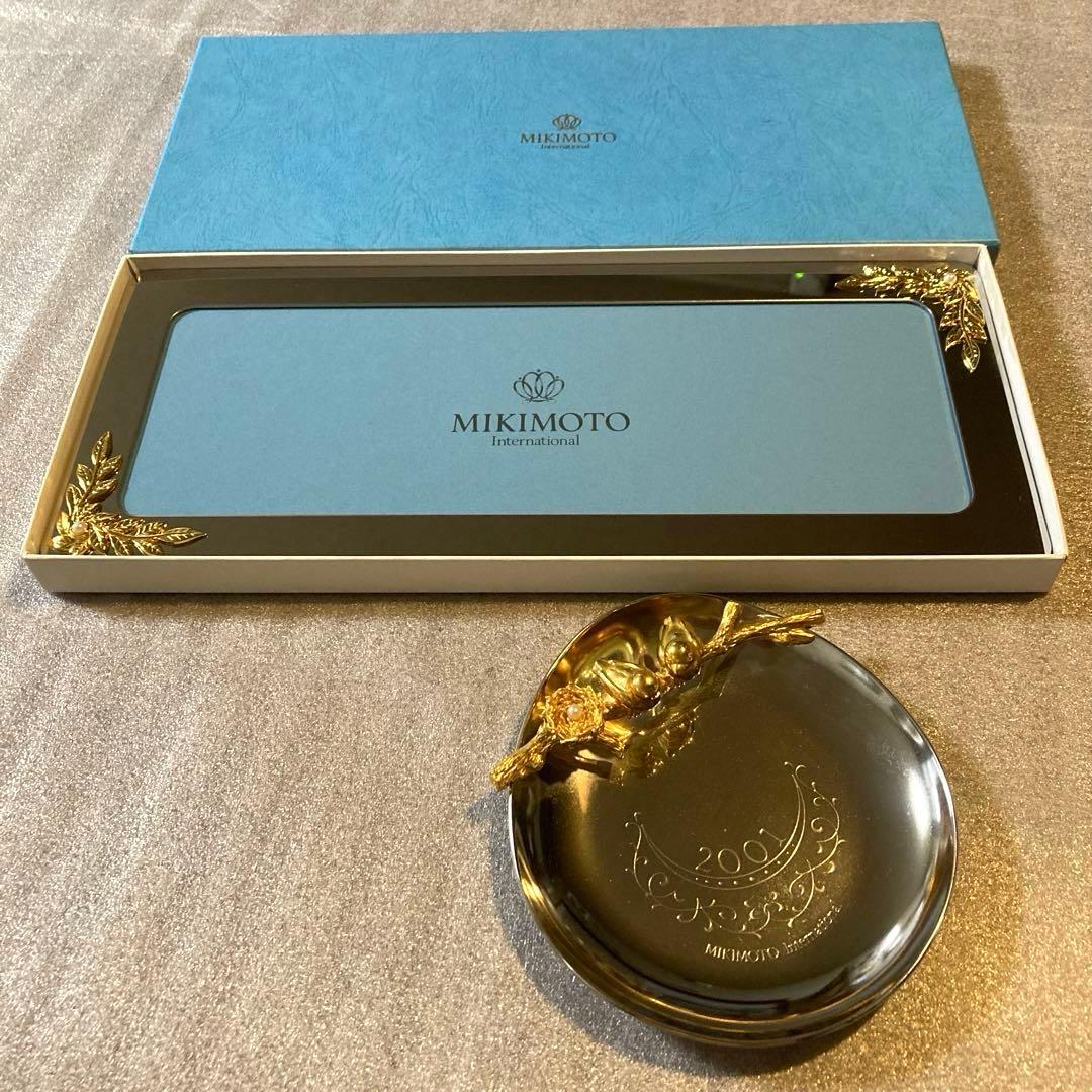 MIKIMOTOパール付きフォトフレーム(大)。パール付きジュエリートレイ