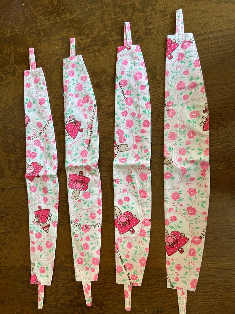 サンリオ　マロンクリーム　カーテン