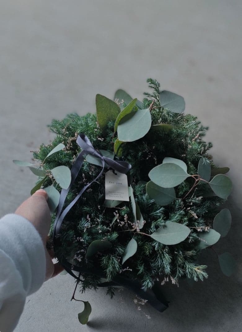 Christmasシーズン/生花ブルーバードとポポラスリース/30cm程/壁掛け