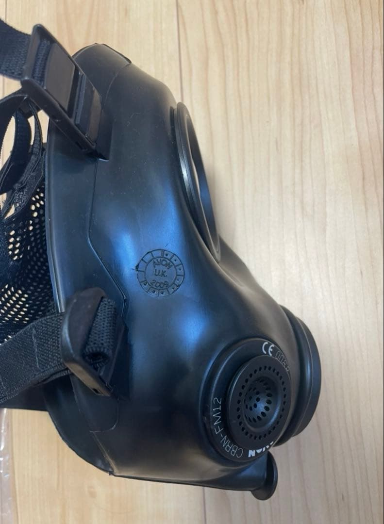 実物 AVON FM12 ガスマスク バラクバラ フィルター付き - メルカリ