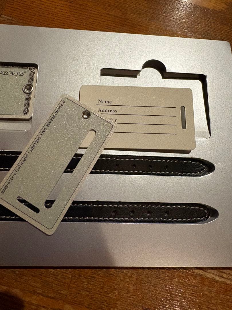 [非売品] AMEXプラチナカード ラゲッジタグ ネームプレート