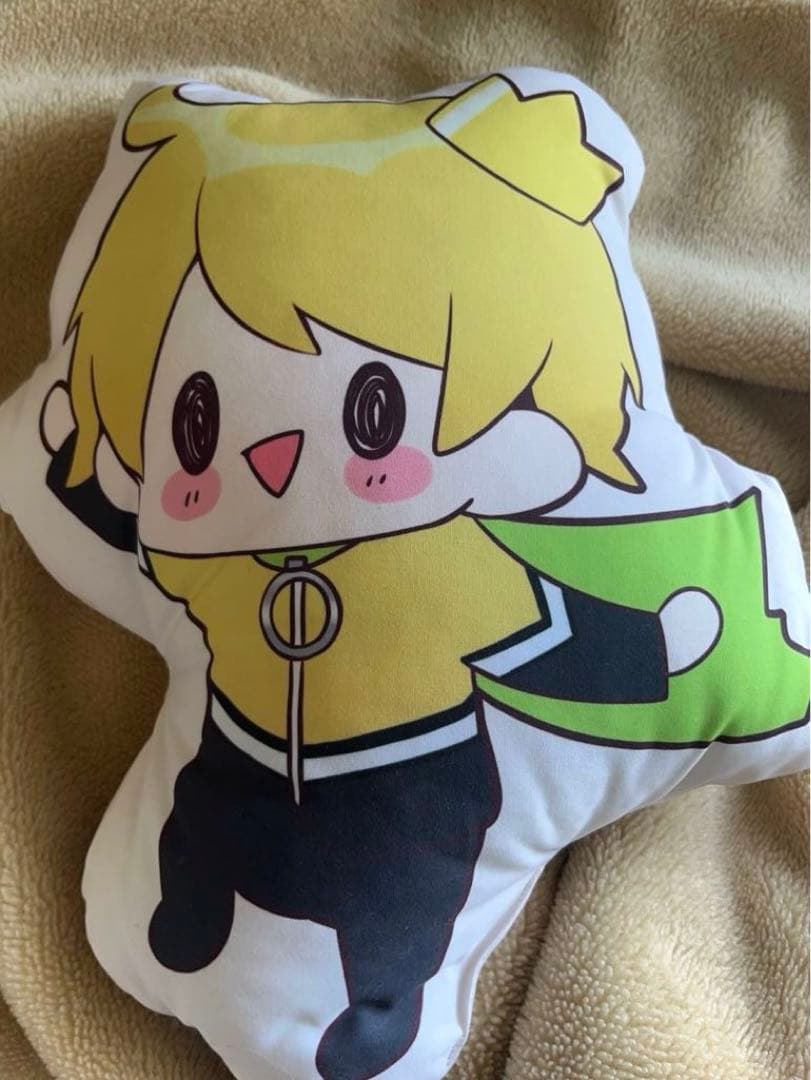 ぷりっつ やられね星人 クッション アクリルキーホルダー - メルカリ