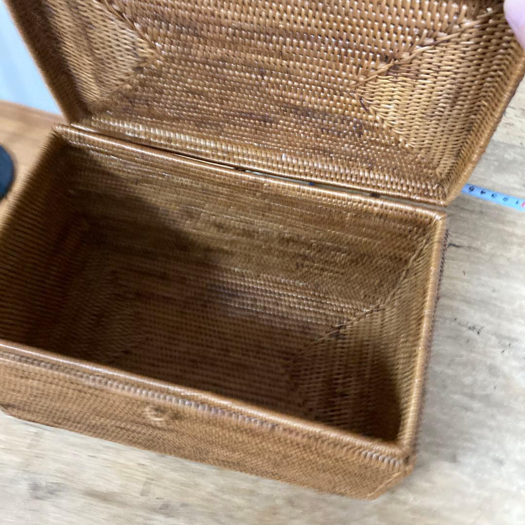 アタの蓋つきBOX