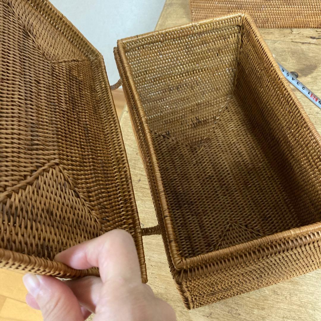 アタの蓋つきBOX