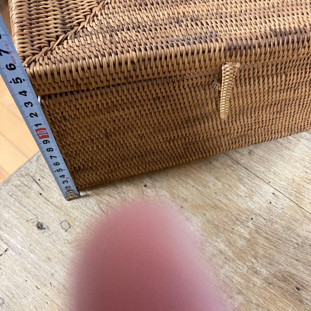 アタの蓋つきBOX