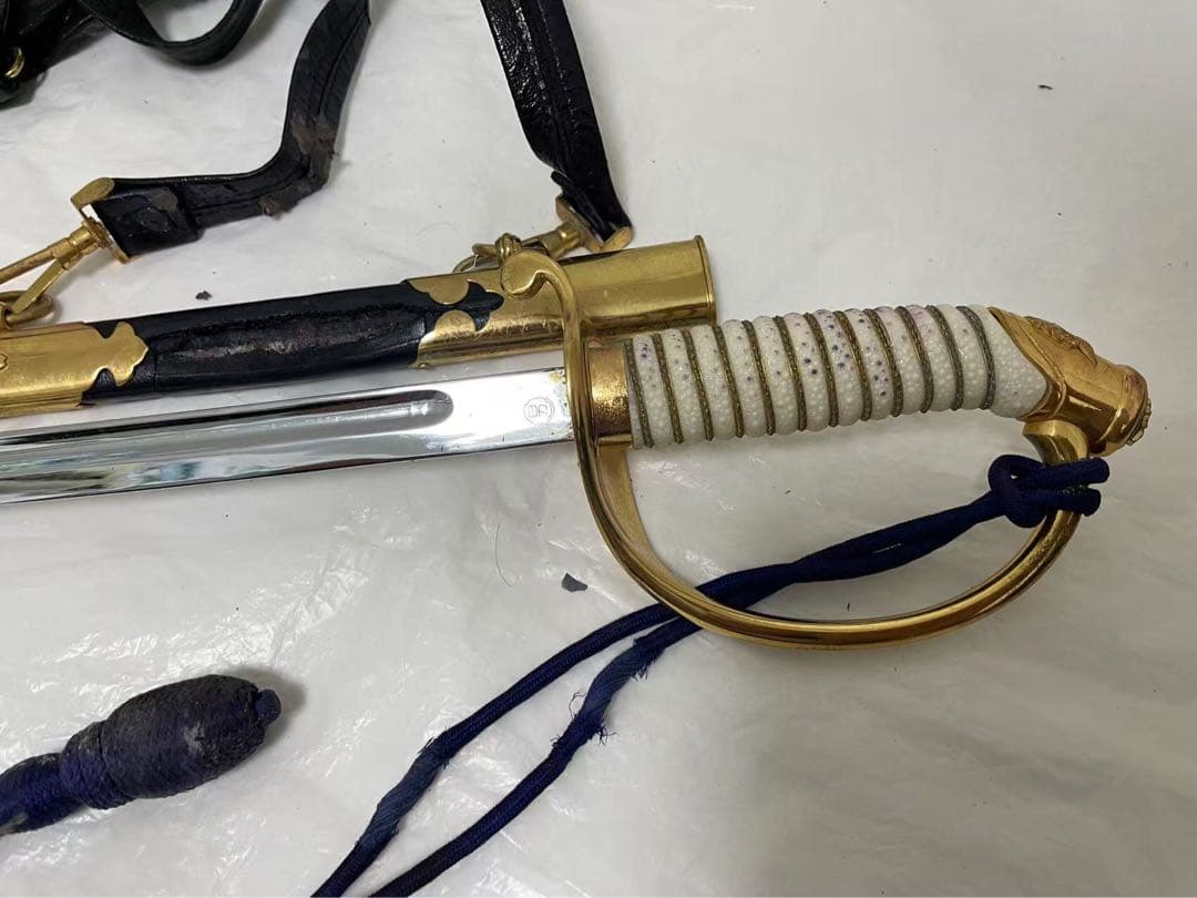 旧日本軍 模造刀 軍刀 サーベル 指揮刀 剣帯セット - メルカリ