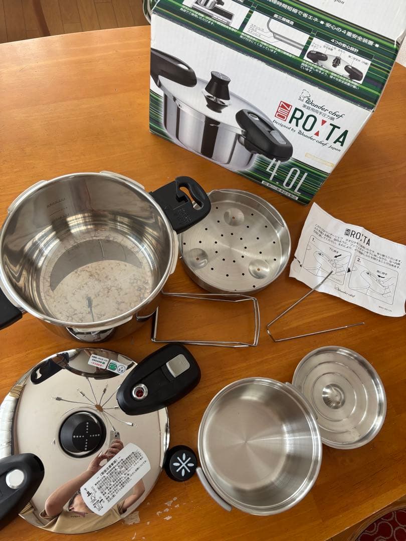 ワンダーシェフ ネオ ロタ ROTA 家庭用両手圧力鍋4.0リットル＋蔵炊2合鍋