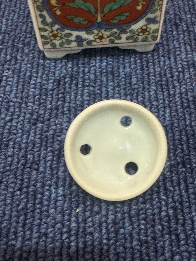 1660 有田焼 徳幸窯 角徳 『草花文角香炉と角香合 同柄揃』 - メルカリ