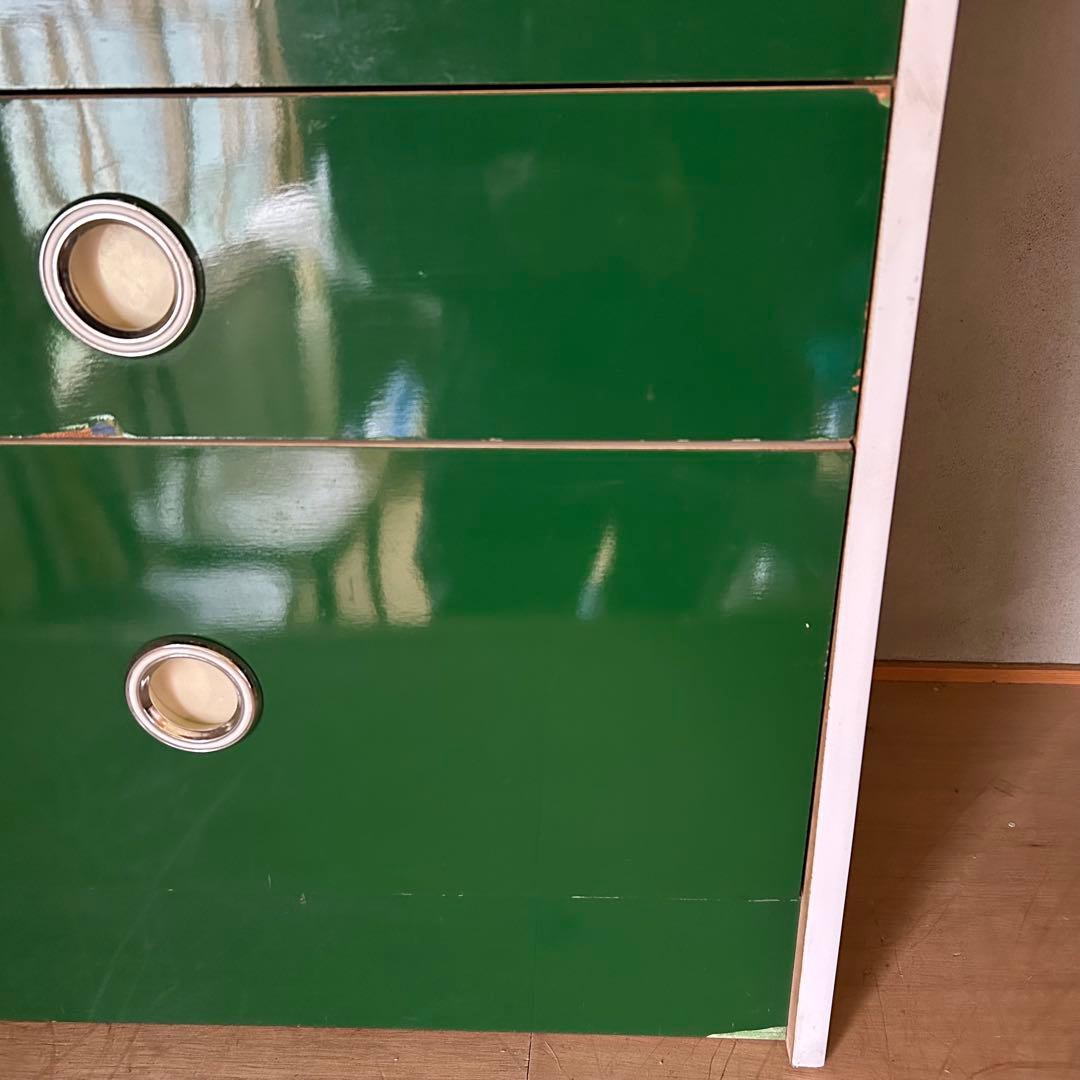 レトロなタンス　グリーン