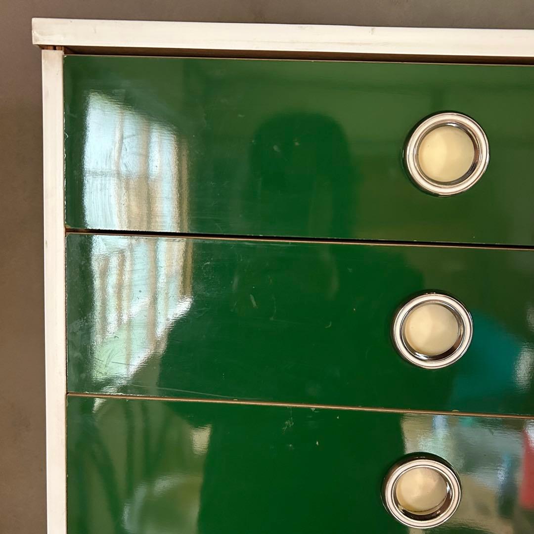 レトロなタンス　グリーン